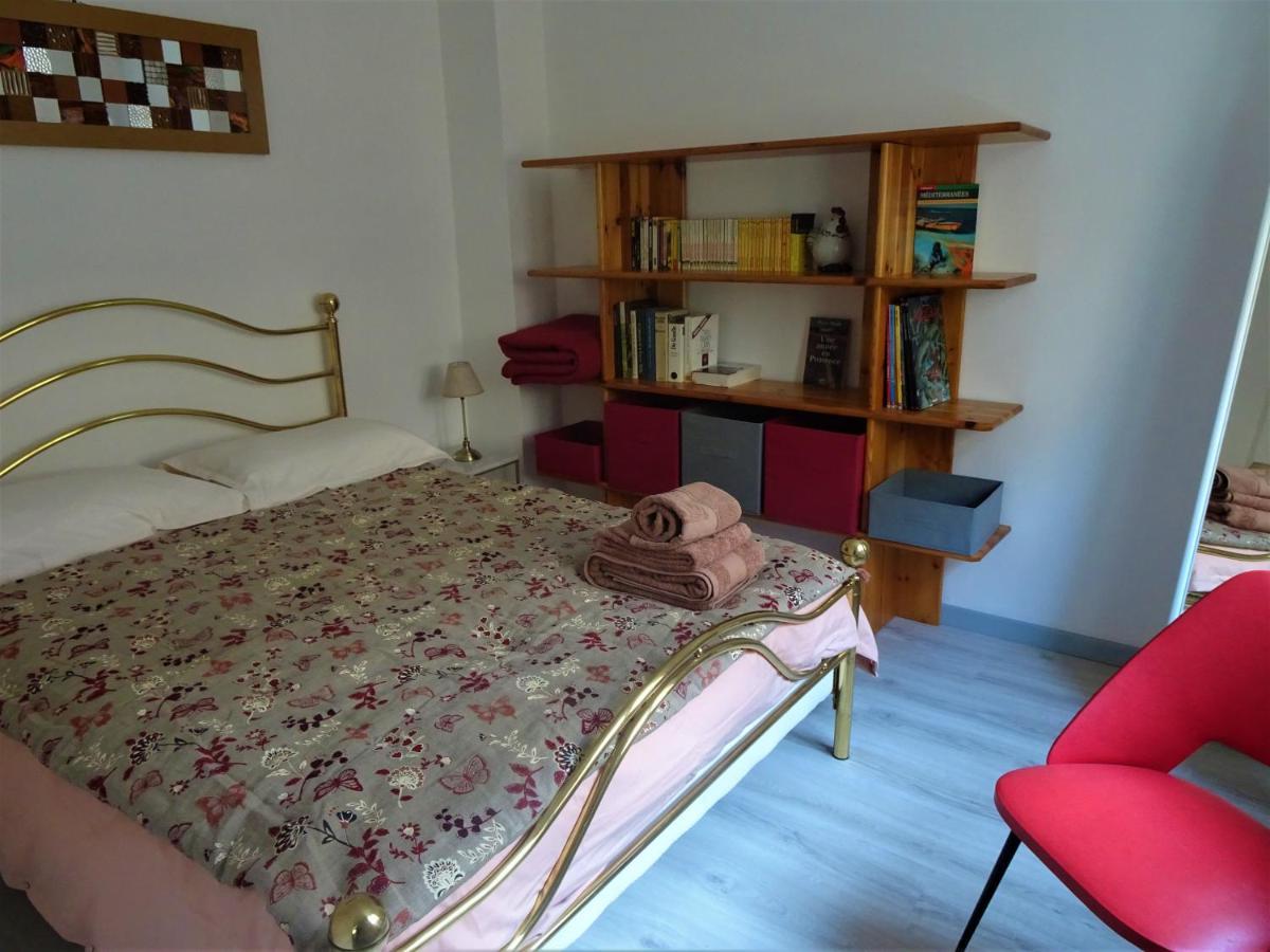 Au Fil De L'Eau Apartman Avignon Kültér fotó